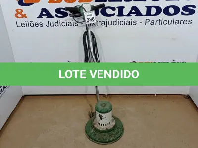 LOTE 386 - 01 ENCERADEIRA INDUSTRIAL. (NO ESTADO) ATENÇÃO! FAZER A VISITAÇÃO ANTES DE ARREMATAR, NÃO SABEMOS SE FUNCIONA, LEILÃO NÃO TEM GARANTIA E NEM DEVOLUÇÃO, SUJEITO A POSSÍVEIS AVARIAS VISÍVEIS/OCULTAS E/OU AUSÊNCIA DE COMPONENTES.