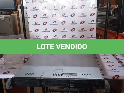 LOTE 227 - 01 SERVIDOR DE RACK MARCA DIEBOLD. (NO ESTADO) ATENÇÃO! FAZER A VISITAÇÃO ANTES DE ARREMATAR, NÃO SABEMOS SE FUNCIONA, LEILÃO NÃO TEM GARANTIA E NEM DEVOLUÇÃO, SUJEITO A POSSÍVEIS AVARIAS VISÍVEIS/OCULTAS E/OU AUSÊNCIA DE COMPONENTES.