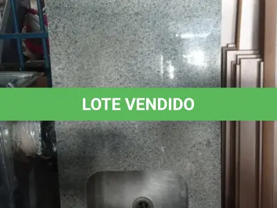 LOTE 392 - 01 PIA EM MÁRMORE COM 01 CUBA INOX 1,70X0,60. (NO ESTADO) ATENÇÃO! FAZER A VISITAÇÃO ANTES DE ARREMATAR, NÃO SABEMOS SE FUNCIONA, LEILÃO NÃO TEM GARANTIA E NEM DEVOLUÇÃO, SUJEITO A POSSÍVEIS AVARIAS VISÍVEIS/OCULTAS E/OU AUSÊNCIA DE COMPONENTES.