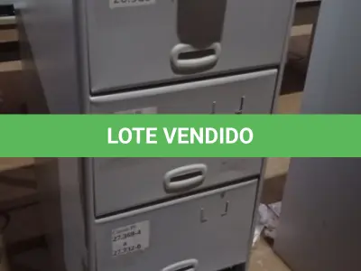 LOTE 413 - 01 ARQUIVO DE AÇO COM 04 GAVETAS. (NO ESTADO) ATENÇÃO! FAZER A VISITAÇÃO ANTES DE ARREMATAR, NÃO SABEMOS SE FUNCIONA, LEILÃO NÃO TEM GARANTIA E NEM DEVOLUÇÃO, SUJEITO A POSSÍVEIS AVARIAS VISÍVEIS/OCULTAS E/OU AUSÊNCIA DE COMPONENTES.