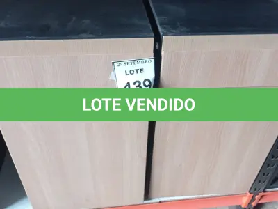 LOTE 439 - 02 GAVETEIROS COM 01 GAVETA E SUPORTE PARA CPU. (NO ESTADO) ATENÇÃO! FAZER A VISITAÇÃO ANTES DE ARREMATAR, NÃO SABEMOS SE FUNCIONA, LEILÃO NÃO TEM GARANTIA E NEM DEVOLUÇÃO, SUJEITO A POSSÍVEIS AVARIAS VISÍVEIS/OCULTAS E/OU AUSÊNCIA DE COMPONENTES.