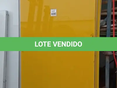 LOTE 430 - 05 PAINÉIS DE VIDRO NA COR AMARELA DE 2,53X1,19. (NO ESTADO) ATENÇÃO! FAZER A VISITAÇÃO ANTES DE ARREMATAR, NÃO SABEMOS SE FUNCIONA, LEILÃO NÃO TEM GARANTIA E NEM DEVOLUÇÃO, SUJEITO A POSSÍVEIS AVARIAS VISÍVEIS/OCULTAS E/OU AUSÊNCIA DE COMPONENTES.