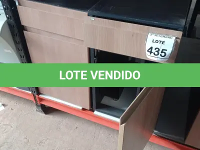 LOTE 435 - 02 GAVETEIROS COM 01 GAVETA E SUPORTE PARA CPU. (NO ESTADO) ATENÇÃO! FAZER A VISITAÇÃO ANTES DE ARREMATAR, NÃO SABEMOS SE FUNCIONA, LEILÃO NÃO TEM GARANTIA E NEM DEVOLUÇÃO, SUJEITO A POSSÍVEIS AVARIAS VISÍVEIS/OCULTAS E/OU AUSÊNCIA DE COMPONENTES.