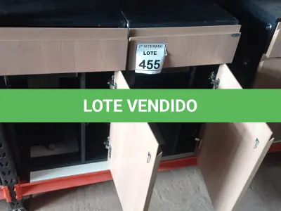 LOTE 455 - 02 GAVETEIROS COM 01 GAVETA E SUPORTE PARA CPU. (NO ESTADO) ATENÇÃO! FAZER A VISITAÇÃO ANTES DE ARREMATAR, NÃO SABEMOS SE FUNCIONA, LEILÃO NÃO TEM GARANTIA E NEM DEVOLUÇÃO, SUJEITO A POSSÍVEIS AVARIAS VISÍVEIS/OCULTAS E/OU AUSÊNCIA DE COMPONENTES.
