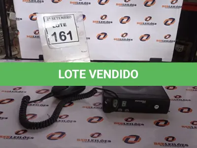 LOTE 161 - 01 RÁDIO MÓVEL EM200 MOTOROLA. (NO ESTADO) ATENÇÃO! FAZER A VISITAÇÃO ANTES DE ARREMATAR, NÃO SABEMOS SE FUNCIONA, LEILÃO NÃO TEM GARANTIA E NEM DEVOLUÇÃO, SUJEITO A POSSÍVEIS AVARIAS VISÍVEIS/OCULTAS E/OU AUSÊNCIA DE COMPONENTES.