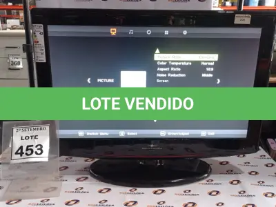 LOTE 453 - 01 TV LCD 26’’. (NO ESTADO) ATENÇÃO! FAZER A VISITAÇÃO ANTES DE ARREMATAR, NÃO SABEMOS SE FUNCIONA, LEILÃO NÃO TEM GARANTIA E NEM DEVOLUÇÃO, SUJEITO A POSSÍVEIS AVARIAS VISÍVEIS/OCULTAS E/OU AUSÊNCIA DE COMPONENTES.