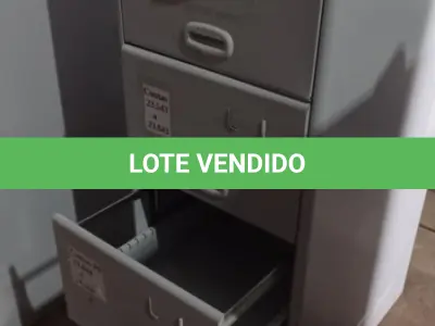 LOTE 403 - 01 ARQUIVO DE AÇO COM 04 GAVETAS. (NO ESTADO) ATENÇÃO! FAZER A VISITAÇÃO ANTES DE ARREMATAR, NÃO SABEMOS SE FUNCIONA, LEILÃO NÃO TEM GARANTIA E NEM DEVOLUÇÃO, SUJEITO A POSSÍVEIS AVARIAS VISÍVEIS/OCULTAS E/OU AUSÊNCIA DE COMPONENTES.