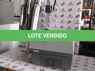 LOTE 465 - 01 RETROPROJETOR MARCA VISOGRAF E 01 CAMA DOBRÁVEL PORTÁTIL ESTRUTURA EM ALUMÍNIO. (NO ESTADO) ATENÇÃO! FAZER A VISITAÇÃO ANTES DE ARREMATAR, NÃO SABEMOS SE FUNCIONA, LEILÃO NÃO TEM GARANTIA E NEM DEVOLUÇÃO, SUJEITO A POSSÍVEIS AVARIAS VISÍVEIS/OCULTAS E/OU AUSÊNCIA DE COMPONENTES.