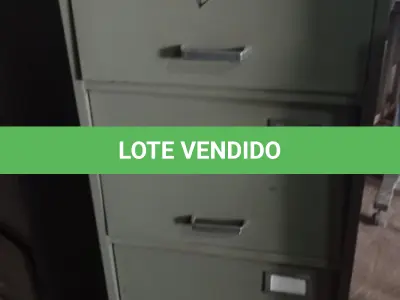 LOTE 398 - 01 ARQUIVO DE AÇO COM 04 GAVETAS. (NO ESTADO) ATENÇÃO! FAZER A VISITAÇÃO ANTES DE ARREMATAR, NÃO SABEMOS SE FUNCIONA, LEILÃO NÃO TEM GARANTIA E NEM DEVOLUÇÃO, SUJEITO A POSSÍVEIS AVARIAS VISÍVEIS/OCULTAS E/OU AUSÊNCIA DE COMPONENTES.