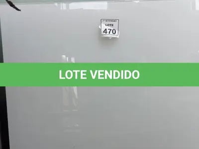 LOTE 470 - 05 PAINÉIS DE VIDRO NA COR BRANCA DE 1,20X1,32. (NO ESTADO) ATENÇÃO! FAZER A VISITAÇÃO ANTES DE ARREMATAR, NÃO SABEMOS SE FUNCIONA, LEILÃO NÃO TEM GARANTIA E NEM DEVOLUÇÃO, SUJEITO A POSSÍVEIS AVARIAS VISÍVEIS/OCULTAS E/OU AUSÊNCIA DE COMPONENTES.