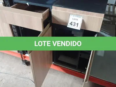 LOTE 431 - 02 GAVETEIROS COM 01 GAVETA E SUPORTE PARA CPU. (NO ESTADO) ATENÇÃO! FAZER A VISITAÇÃO ANTES DE ARREMATAR, NÃO SABEMOS SE FUNCIONA, LEILÃO NÃO TEM GARANTIA E NEM DEVOLUÇÃO, SUJEITO A POSSÍVEIS AVARIAS VISÍVEIS/OCULTAS E/OU AUSÊNCIA DE COMPONENTES.