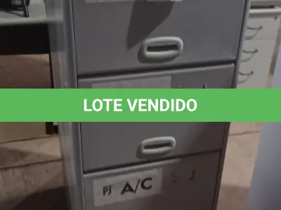 LOTE 406 - 01 ARQUIVO DE AÇO COM 04 GAVETAS. (NO ESTADO) ATENÇÃO! FAZER A VISITAÇÃO ANTES DE ARREMATAR, NÃO SABEMOS SE FUNCIONA, LEILÃO NÃO TEM GARANTIA E NEM DEVOLUÇÃO, SUJEITO A POSSÍVEIS AVARIAS VISÍVEIS/OCULTAS E/OU AUSÊNCIA DE COMPONENTES.