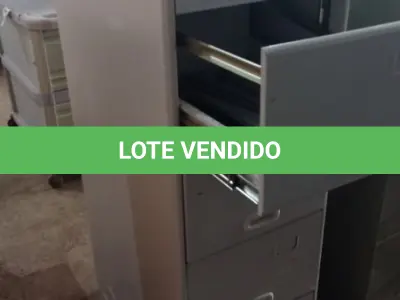 LOTE 393 - 01 ARQUIVO DE AÇO COM 04 GAVETAS. (NO ESTADO) ATENÇÃO! FAZER A VISITAÇÃO ANTES DE ARREMATAR, NÃO SABEMOS SE FUNCIONA, LEILÃO NÃO TEM GARANTIA E NEM DEVOLUÇÃO, SUJEITO A POSSÍVEIS AVARIAS VISÍVEIS/OCULTAS E/OU AUSÊNCIA DE COMPONENTES.