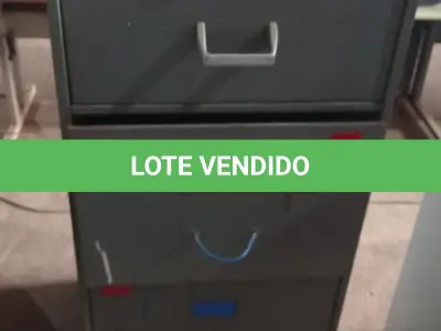 LOTE 399 - 01 ARQUIVO DE AÇO COM 04 GAVETAS. (NO ESTADO) ATENÇÃO! FAZER A VISITAÇÃO ANTES DE ARREMATAR, NÃO SABEMOS SE FUNCIONA, LEILÃO NÃO TEM GARANTIA E NEM DEVOLUÇÃO, SUJEITO A POSSÍVEIS AVARIAS VISÍVEIS/OCULTAS E/OU AUSÊNCIA DE COMPONENTES.