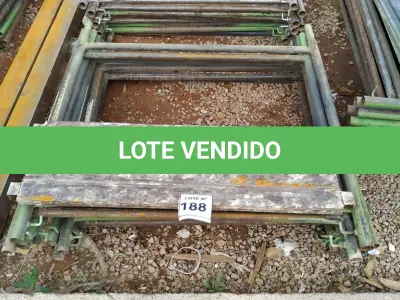 LOTE 188 - 10 PEÇAS ANDAIMES DE 1 X 1M COM 01 PLATAFORMA. (NO ESTADO, NÃO SABEMOS SE FUNCIONA. LEILÃO NÃO TEM GARANTIA E NEM DEVOLUÇÃO, SUJEITO A POSSÍVEIS AVARIAS VISÍVEIS/OCULTAS E/OU AUSÊNCIA DE COMPONENTES)