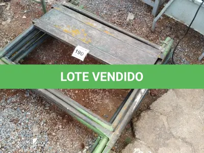 LOTE 190 - 10 PEÇAS ANDAIMES DE 1 X 1M COM 01 PLATAFORMA. (NO ESTADO, NÃO SABEMOS SE FUNCIONA. LEILÃO NÃO TEM GARANTIA E NEM DEVOLUÇÃO, SUJEITO A POSSÍVEIS AVARIAS VISÍVEIS/OCULTAS E/OU AUSÊNCIA DE COMPONENTES)