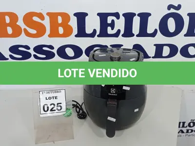 LOTE 025 - 01 AIR FRYER MARCA ELECTROLUX. (NO ESTADO) ATENÇÃO! FAZER A VISITAÇÃO ANTES DE ARREMATAR, NÃO SABEMOS SE FUNCIONA, LEILÃO NÃO TEM GARANTIA E NEM DEVOLUÇÃO, SUJEITO A POSSÍVEIS AVARIAS VISÍVEIS/OCULTAS E/OU AUSÊNCIA DE COMPONENTES