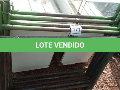 LOTE 171 - 07 PEÇAS ANDAIMES DE 1 X 1M (NO ESTADO, NÃO SABEMOS SE FUNCIONA. LEILÃO NÃO TEM GARANTIA E NEM DEVOLUÇÃO, SUJEITO A POSSÍVEIS AVARIAS VISÍVEIS/OCULTAS E/OU AUSÊNCIA DE COMPONENTES)