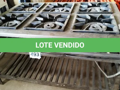 LOTE 493 - 01 FOGÃO INDUSTRIAL COM 06 BOCAS. (NO ESTADO) ATENÇÃO! FAZER A VISITAÇÃO ANTES DE ARREMATAR, NÃO SABEMOS SE FUNCIONA, LEILÃO NÃO TEM GARANTIA E NEM DEVOLUÇÃO, SUJEITO A POSSÍVEIS AVARIAS VISÍVEIS/OCULTAS E/OU AUSÊNCIA DE COMPONENTES.