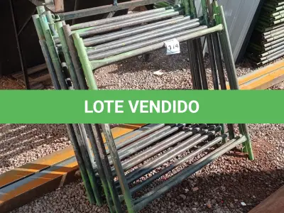 LOTE 174 - 10 PEÇAS ANDAIMES DE 1 X 1M. (NO ESTADO, NÃO SABEMOS SE FUNCIONA. LEILÃO NÃO TEM GARANTIA E NEM DEVOLUÇÃO, SUJEITO A POSSÍVEIS AVARIAS VISÍVEIS/OCULTAS E/OU AUSÊNCIA DE COMPONENTES)