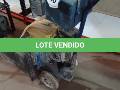 LOTE 140 - 01 CORTADORA DE PISO BÚFALO 13HP GASOLINA. (NO ESTADO, NÃO SABEMOS SE FUNCIONA. LEILÃO NÃO TEM GARANTIA E NEM DEVOLUÇÃO, SUJEITO A POSSÍVEIS AVARIAS VISÍVEIS/OCULTAS E/OU AUSÊNCIA DE COMPONENTES)