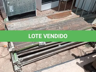 LOTE 152 - 10 PEÇAS ANDAIMES DE 1 X 1,50M COM 04 PLATAFORMA DE 1,50M (NO ESTADO, NÃO SABEMOS SE FUNCIONA. LEILÃO NÃO TEM GARANTIA E NEM DEVOLUÇÃO, SUJEITO A POSSÍVEIS AVARIAS VISÍVEIS/OCULTAS E/OU AUSÊNCIA DE COMPONENTES)