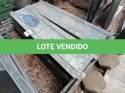 LOTE 175 - 10 PEÇAS ANDAIMES DE 1 X 1,50M COM 04 PLATAFORMA DE 1,50M. (NO ESTADO, NÃO SABEMOS SE FUNCIONA. LEILÃO NÃO TEM GARANTIA E NEM DEVOLUÇÃO, SUJEITO A POSSÍVEIS AVARIAS VISÍVEIS/OCULTAS E/OU AUSÊNCIA DE COMPONENTES)
