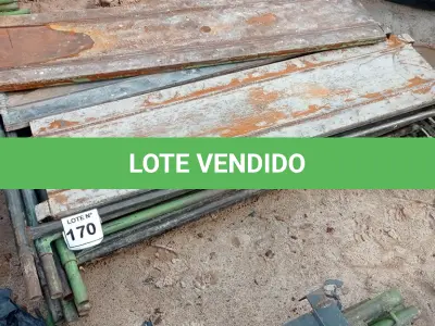 LOTE 170 - 10 PEÇAS ANDAIMES DE 1 X 1,50M COM 04 PLATAFORMA DE 1,50M. (NO ESTADO, NÃO SABEMOS SE FUNCIONA. LEILÃO NÃO TEM GARANTIA E NEM DEVOLUÇÃO, SUJEITO A POSSÍVEIS AVARIAS VISÍVEIS/OCULTAS E/OU AUSÊNCIA DE COMPONENTES)