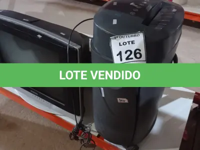 LOTE 126 - 01 TV DE TUBO MARCA SAMSUNG, 01 FRAGMENTADORA DE PAPEL E 01 EVAPORADORA MARCA KOMECO. (NO ESTADO) ATENÇÃO! FAZER A VISITAÇÃO ANTES DE ARREMATAR, NÃO SABEMOS SE FUNCIONA, LEILÃO NÃO TEM GARANTIA E NEM DEVOLUÇÃO, SUJEITO A POSSÍVEIS AVARIAS VISÍVEIS/OCULTAS E/OU AUSÊNCIA DE COMPONENTES.