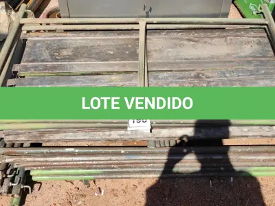 LOTE 196 - 10 PEÇAS ANDAIMES DE 1 X 1,50M COM 04 PLATAFORMA DE 1,50M. (NO ESTADO, NÃO SABEMOS SE FUNCIONA. LEILÃO NÃO TEM GARANTIA E NEM DEVOLUÇÃO, SUJEITO A POSSÍVEIS AVARIAS VISÍVEIS/OCULTAS E/OU AUSÊNCIA DE COMPONENTES)