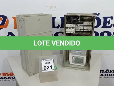 LOTE 021 - 02 RELÓGIOS COM DISJUNTORES PARA ENERGIA SOLAR. (NO ESTADO) ATENÇÃO! FAZER A VISITAÇÃO ANTES DE ARREMATAR, NÃO SABEMOS SE FUNCIONA, LEILÃO NÃO TEM GARANTIA E NEM DEVOLUÇÃO, SUJEITO A POSSÍVEIS AVARIAS VISÍVEIS/OCULTAS E/OU AUSÊNCIA DE COMPONENTES.