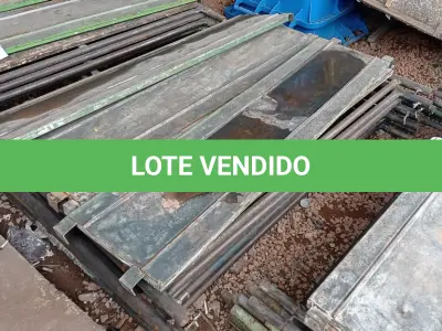 LOTE 177 - 10 PEÇAS ANDAIMES DE 1 X 1,50M COM 04 PLATAFORMA DE 1,50M. (NO ESTADO, NÃO SABEMOS SE FUNCIONA. LEILÃO NÃO TEM GARANTIA E NEM DEVOLUÇÃO, SUJEITO A POSSÍVEIS AVARIAS VISÍVEIS/OCULTAS E/OU AUSÊNCIA DE COMPONENTES)