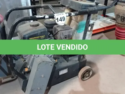 LOTE 149 - 01 CORTADORA DE PISO TOYAMA 13HP GASOLINA. (NO ESTADO, NÃO SABEMOS SE FUNCIONA. LEILÃO NÃO TEM GARANTIA E NEM DEVOLUÇÃO, SUJEITO A POSSÍVEIS AVARIAS VISÍVEIS/OCULTAS E/OU AUSÊNCIA DE COMPONENTES)