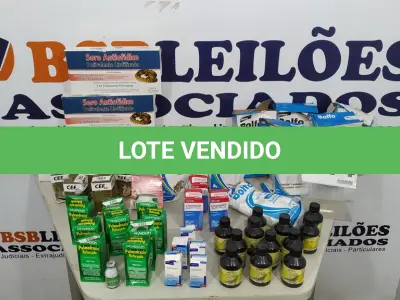LOTE 114 - 01 LOTE DE REMÉDIOS VETERINÁRIOS DIVERSOS. (NO ESTADO, NÃO SABEMOS SE FUNCIONA. LEILÃO NÃO TEM GARANTIA E NEM DEVOLUÇÃO, SUJEITO A POSSÍVEIS AVARIAS VISÍVEIS/OCULTAS E/OU AUSÊNCIA DE COMPONENTES)