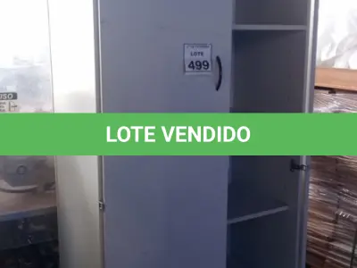 LOTE 499 - 01 ARMÁRIO ALTO COM 02 PORTAS. (NO ESTADO) ATENÇÃO! FAZER A VISITAÇÃO ANTES DE ARREMATAR, NÃO SABEMOS SE FUNCIONA, LEILÃO NÃO TEM GARANTIA E NEM DEVOLUÇÃO, SUJEITO A POSSÍVEIS AVARIAS VISÍVEIS/OCULTAS E/OU AUSÊNCIA DE COMPONENTES.