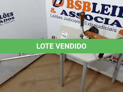 LOTE 153 - 01 ROÇADEIRA STHIL FS 220 – 02 TEMPOS. (NO ESTADO, NÃO SABEMOS SE FUNCIONA. LEILÃO NÃO TEM GARANTIA E NEM DEVOLUÇÃO, SUJEITO A POSSÍVEIS AVARIAS VISÍVEIS/OCULTAS E/OU AUSÊNCIA DE COMPONENTES)