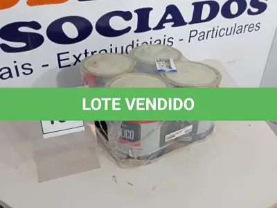 LOTE 168 - 04 LATAS DE ESMALTE SINTÉTICO COM 3,6L CADA NA COR OURO ANTIGO MARCA LUZTOL. (NO ESTADO, NÃO SABEMOS SE FUNCIONA. LEILÃO NÃO TEM GARANTIA E NEM DEVOLUÇÃO, SUJEITO A POSSÍVEIS AVARIAS VISÍVEIS/OCULTAS E/OU AUSÊNCIA DE COMPONENTES)