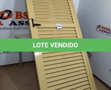 LOTE 130 - 01 PORTA DE ALUMÍNIO 2,47 X 0,93.NO ESTADO, NÃO SABEMOS SE FUNCIONA. LEILÃO NÃO TEM GARANTIA E NEM DEVOLUÇÃO, SUJEITO A POSSÍVEIS AVARIAS VISÍVEIS/OCULTAS E/OU AUSÊNCIA DE COMPONENTES)