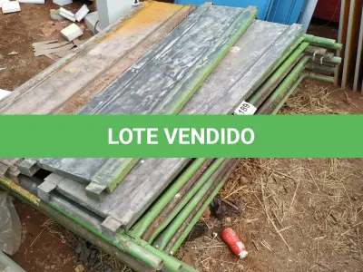 LOTE 189 - 10 PEÇAS ANDAIMES DE 1 X 1,50M COM 04 PLATAFORMA DE 1,50M. (NO ESTADO, NÃO SABEMOS SE FUNCIONA. LEILÃO NÃO TEM GARANTIA E NEM DEVOLUÇÃO, SUJEITO A POSSÍVEIS AVARIAS VISÍVEIS/OCULTAS E/OU AUSÊNCIA DE COMPONENTES)