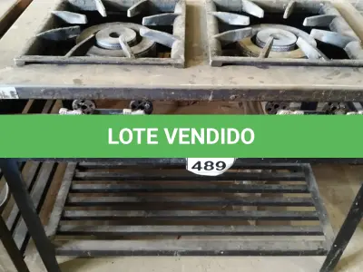 LOTE 489 - 01 FOGÃO INDUSTRIAL COM 02 BOCAS. (NO ESTADO) ATENÇÃO! FAZER A VISITAÇÃO ANTES DE ARREMATAR, NÃO SABEMOS SE FUNCIONA, LEILÃO NÃO TEM GARANTIA E NEM DEVOLUÇÃO, SUJEITO A POSSÍVEIS AVARIAS VISÍVEIS/OCULTAS E/OU AUSÊNCIA DE COMPONENTES.
