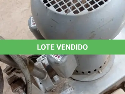 LOTE 169 - 01 ENCERADEIRA LUSTRADORA POLIDORA HIGH SPEED 1600 RPM. . (NO ESTADO, NÃO SABEMOS SE FUNCIONA. LEILÃO NÃO TEM GARANTIA E NEM DEVOLUÇÃO, SUJEITO A POSSÍVEIS AVARIAS VISÍVEIS/OCULTAS E/OU AUSÊNCIA DE COMPONENTES)