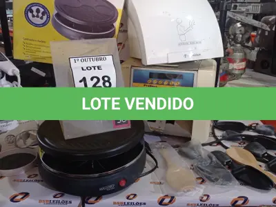 LOTE 128 - 01 MÁQUINA DE CONTAR CÉDULAS, 01 RELÓGIO DE PONTO, 01 DISPENSE DE ÁLCOOL, 01 MASSAGEADOR PORTÁTIL E 01 GRELHADOR E RAQUETE. (NO ESTADO) ATENÇÃO! FAZER A VISITAÇÃO ANTES DE ARREMATAR, NÃO SABEMOS SE FUNCIONA, LEILÃO NÃO TEM GARANTIA E NEM DEVOLUÇÃO, SUJEITO A POSSÍVEIS AVARIAS VISÍVEIS/OCULTAS E/OU AUSÊNCIA DE COMPONENTES.