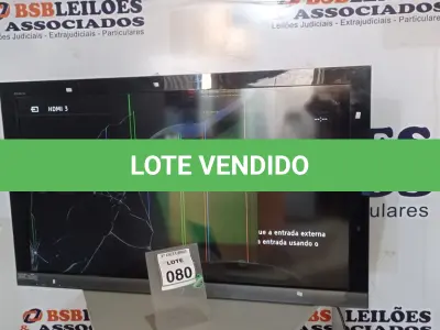 LOTE 080 - 01 TV LCD 46’’ MARCA SONY. (NO ESTADO) ATENÇÃO! FAZER A VISITAÇÃO ANTES DE ARREMATAR, NÃO SABEMOS SE FUNCIONA, LEILÃO NÃO TEM GARANTIA E NEM DEVOLUÇÃO, SUJEITO A POSSÍVEIS AVARIAS VISÍVEIS/OCULTAS E/OU AUSÊNCIA DE COMPONENTES.