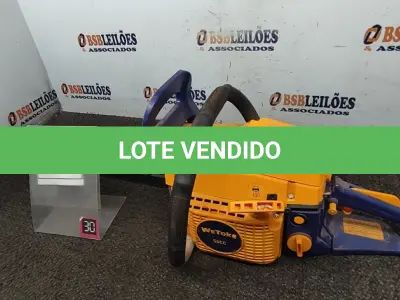 LOTE 131 - 01 MOTOSERRA MARCA WETOKE 58CC 2T. ( NO ESTADO, NÃO SABEMOS SE FUNCIONA. LEILÃO NÃO TEM GARANTIA E NEM DEVOLUÇÃO, SUJEITO A POSSÍVEIS AVARIAS VISÍVEIS/OCULTAS E/OU AUSÊNCIA DE COMPONENTES)