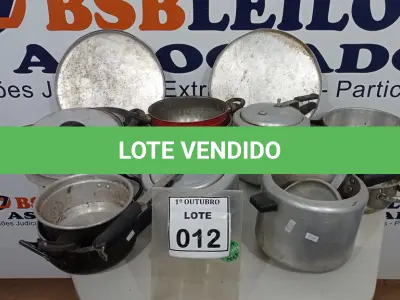 LOTE 012 - 01 LOTE COM VÁRIAS PANELAS MODELOS DIVERSOS. (NO ESTADO) ATENÇÃO! FAZER A VISITAÇÃO ANTES DE ARREMATAR, NÃO SABEMOS SE FUNCIONA, LEILÃO NÃO TEM GARANTIA E NEM DEVOLUÇÃO, SUJEITO A POSSÍVEIS AVARIAS VISÍVEIS/OCULTAS E/OU AUSÊNCIA DE COMPONENTES.