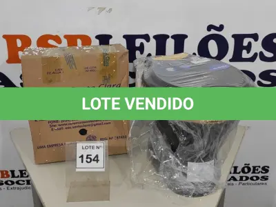 LOTE 154 - 01 KIT VASO BACIA COM CAIXA ACOPLADA PRETO SANTA CLARA. (NO ESTADO, NÃO SABEMOS SE FUNCIONA. LEILÃO NÃO TEM GARANTIA E NEM DEVOLUÇÃO, SUJEITO A POSSÍVEIS AVARIAS VISÍVEIS/OCULTAS E/OU AUSÊNCIA DE COMPONENTES)