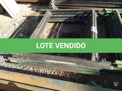 LOTE 199 - 10 PEÇAS ANDAIMES DE 1 X 1M COM 01 PLATAFORMA. (NO ESTADO, NÃO SABEMOS SE FUNCIONA. LEILÃO NÃO TEM GARANTIA E NEM DEVOLUÇÃO, SUJEITO A POSSÍVEIS AVARIAS VISÍVEIS/OCULTAS E/OU AUSÊNCIA DE COMPONENTES)
