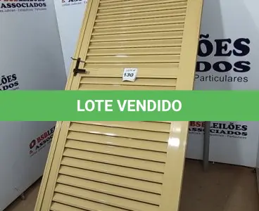 LOTE 130 - 01 PORTA DE ALUMÍNIO 2,47 X 0,93.NO ESTADO, NÃO SABEMOS SE FUNCIONA. LEILÃO NÃO TEM GARANTIA E NEM DEVOLUÇÃO, SUJEITO A POSSÍVEIS AVARIAS VISÍVEIS/OCULTAS E/OU AUSÊNCIA DE COMPONENTES)