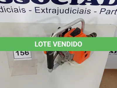 LOTE 156 - 01 FURADEIRA DE MOURÃO A GASOLINA VF 500. (NO ESTADO, NÃO SABEMOS SE FUNCIONA. LEILÃO NÃO TEM GARANTIA E NEM DEVOLUÇÃO, SUJEITO A POSSÍVEIS AVARIAS VISÍVEIS/OCULTAS E/OU AUSÊNCIA DE COMPONENTES)