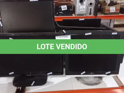 LOTE 119 - 10 MONITORES DE MARCAS E MODELOS DIVERSOS. (NO ESTADO) ATENÇÃO! FAZER A VISITAÇÃO ANTES DE ARREMATAR, NÃO SABEMOS SE FUNCIONA, LEILÃO NÃO TEM GARANTIA E NEM DEVOLUÇÃO, SUJEITO A POSSÍVEIS AVARIAS VISÍVEIS/OCULTAS E/OU AUSÊNCIA DE COMPONENTES.